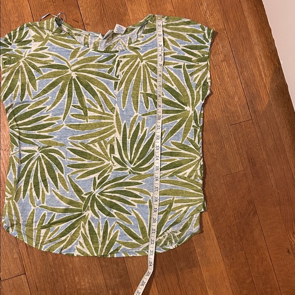 Sigrid Olsen Olive and Sky Leaf Print Linen Short Sleeve Top - Picture 6 of 6